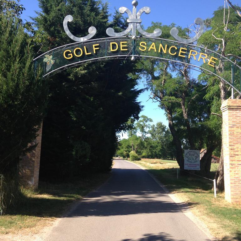 Hotel De La Loire Saint-Satur Exterior foto